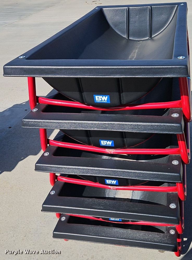 image for item EI3687 (5) B&W PT15080 bunk feeders