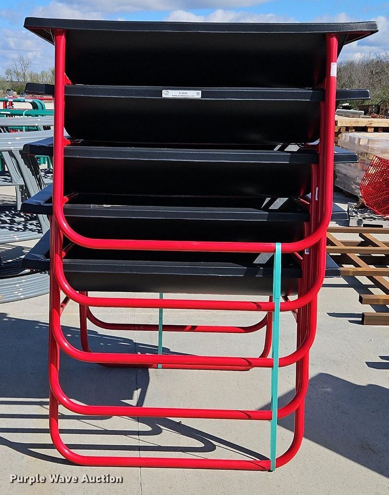 image for item EI3688 (5) B&W PT15070 bunk feeders