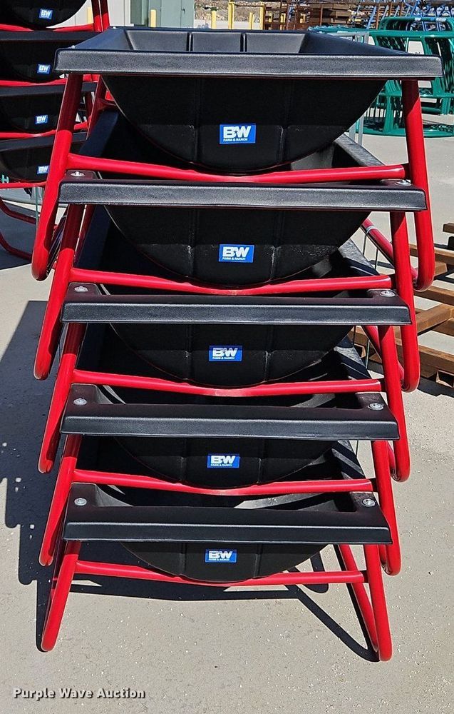 image for item EI3689 (5) B&W bunk feeders