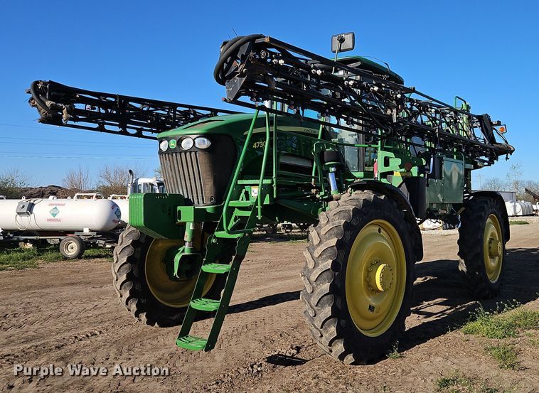 image for item EI3720 2008 John Deere 4730 sprayer