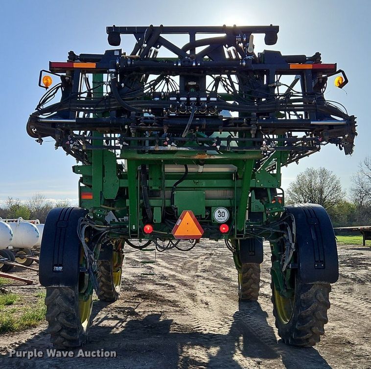 image for item EI3720 2008 John Deere 4730 sprayer