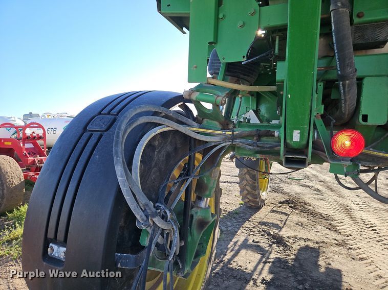 image for item EI3720 2008 John Deere 4730 sprayer