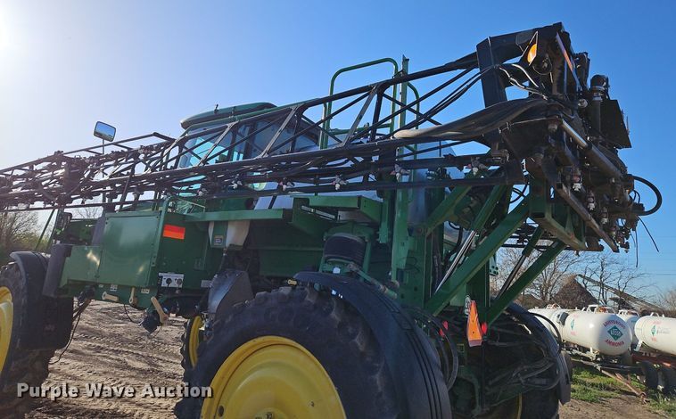 image for item EI3720 2008 John Deere 4730 sprayer