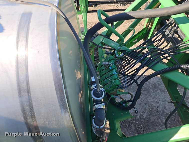 image for item EI3720 2008 John Deere 4730 sprayer