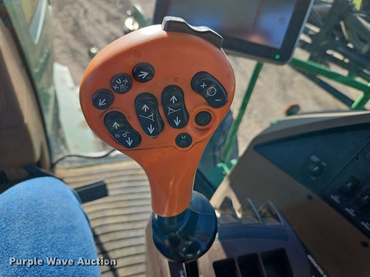 image for item EI3720 2008 John Deere 4730 sprayer