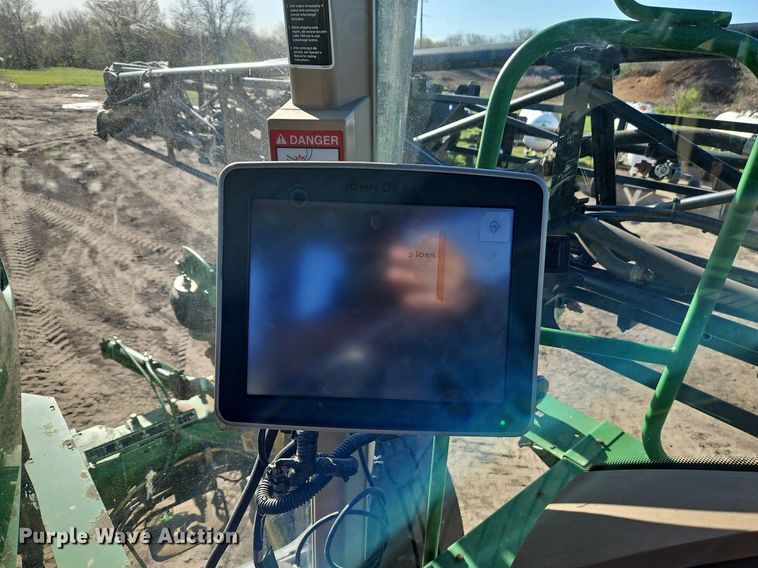 image for item EI3720 2008 John Deere 4730 sprayer