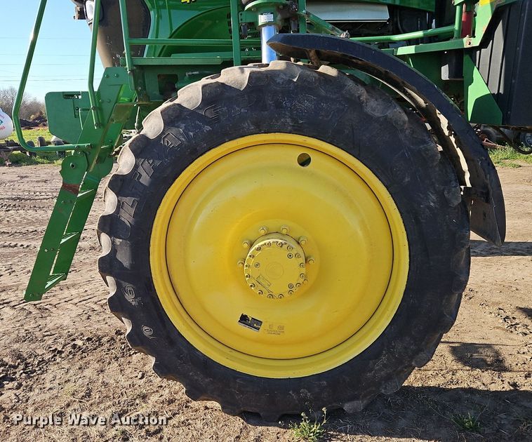 image for item EI3720 2008 John Deere 4730 sprayer