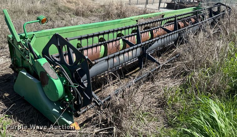 image for item EJ0392 John Deere 930 stripper head