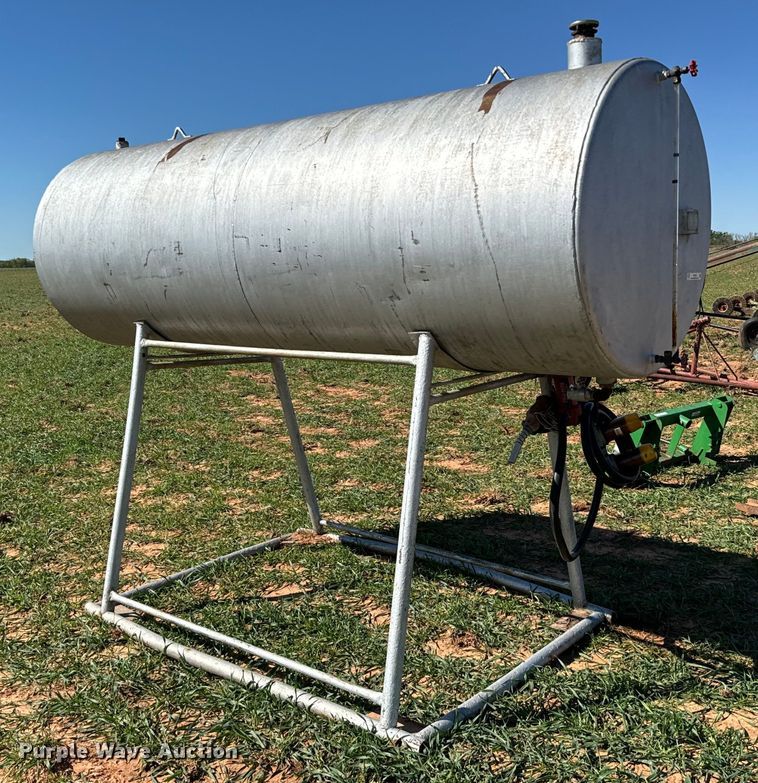 image for item EJ0429 Fuel tank