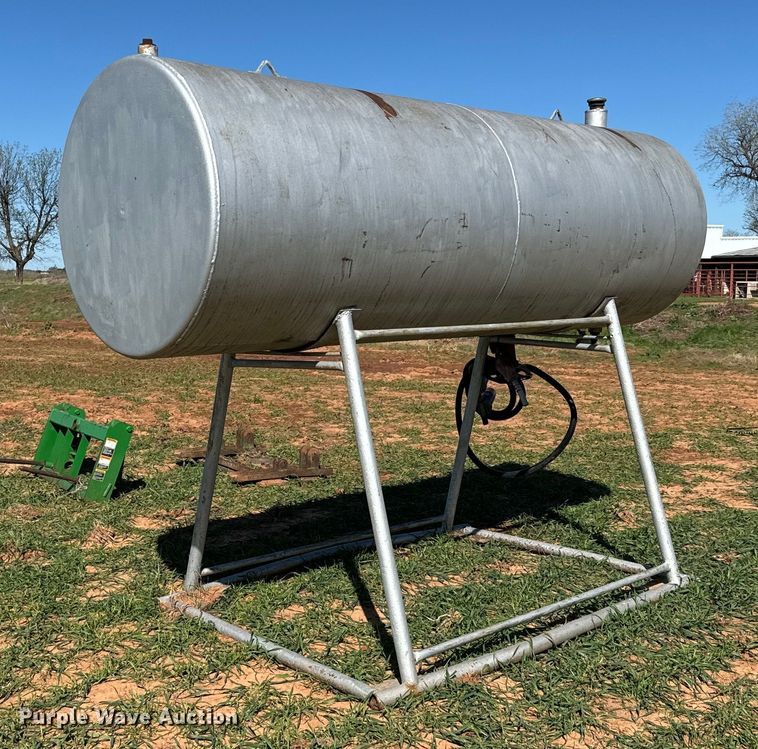image for item EJ0429 Fuel tank