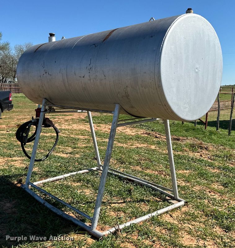 image for item EJ0429 Fuel tank
