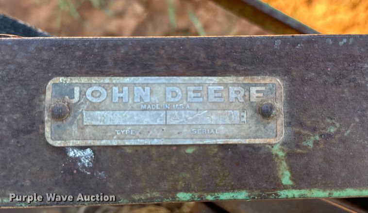 image for item EJ0436 John Deere 650 hay rake