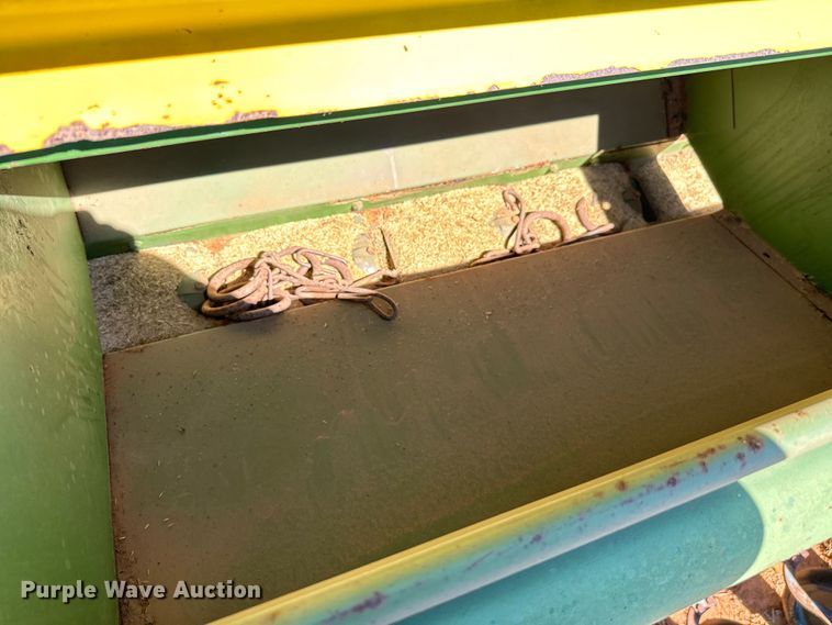 image for item EJ0439 John Deere 8300 grain drill