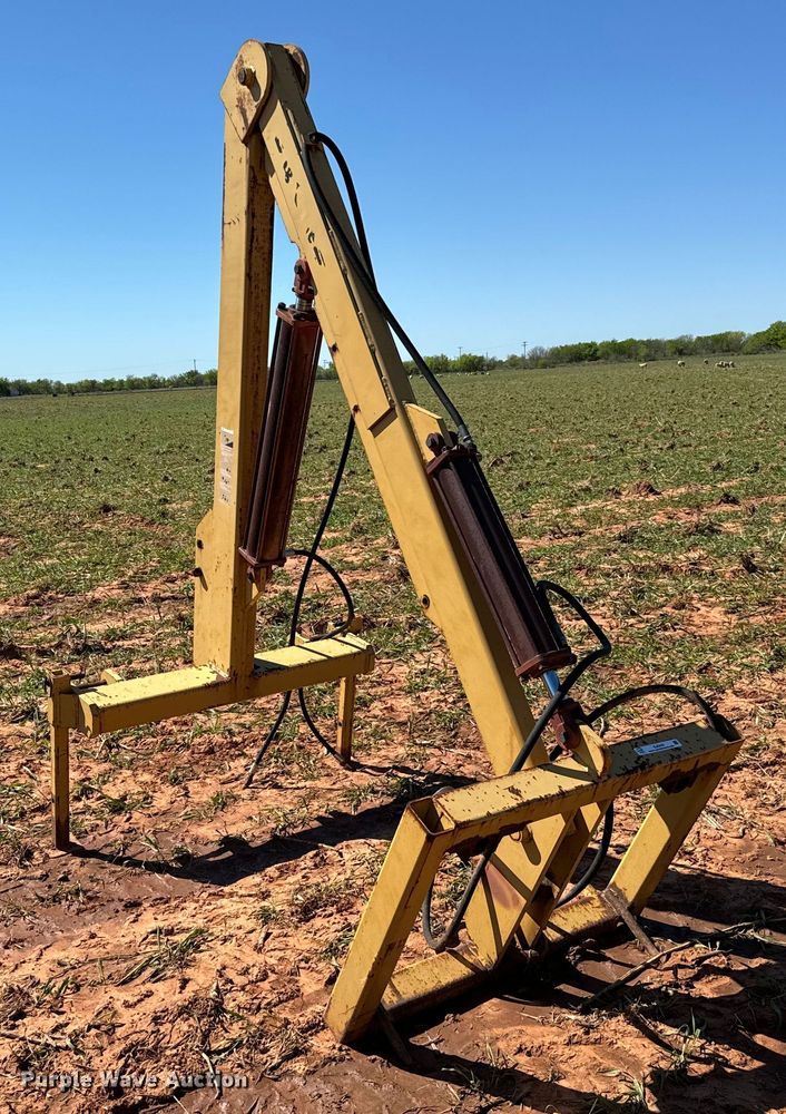 image for item EJ0440 Hay handler