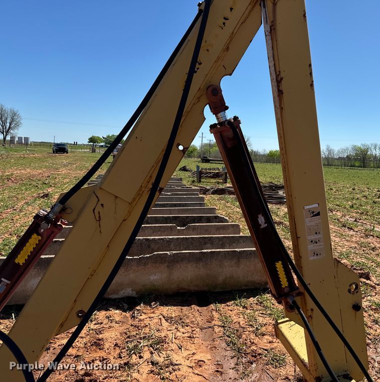 image for item EJ0440 Hay handler