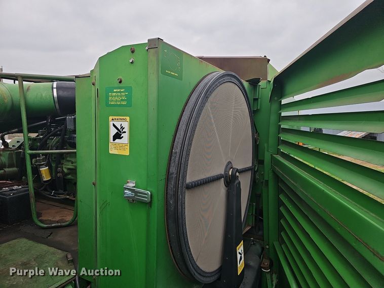 image for item EJ6222 1990 John Deere 9500 combine