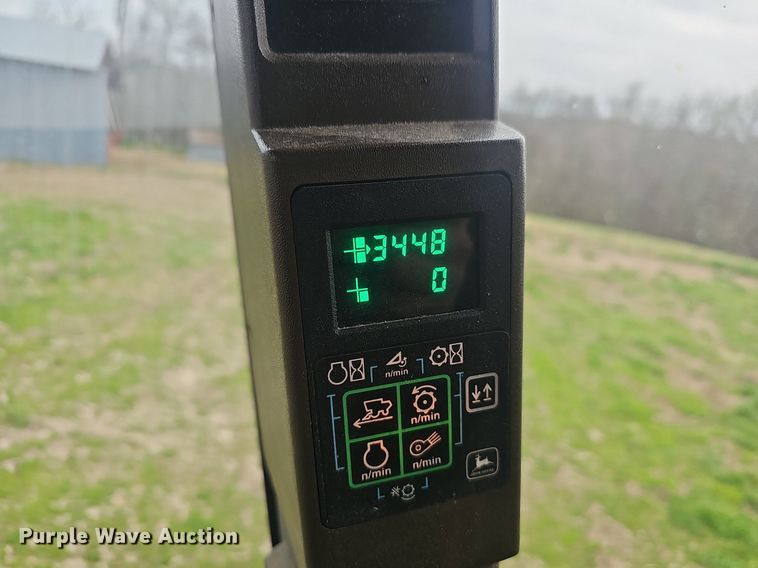 image for item EJ6222 1990 John Deere 9500 combine