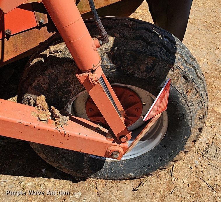 image for item EJ6270 Kuhn FC352G disc mower