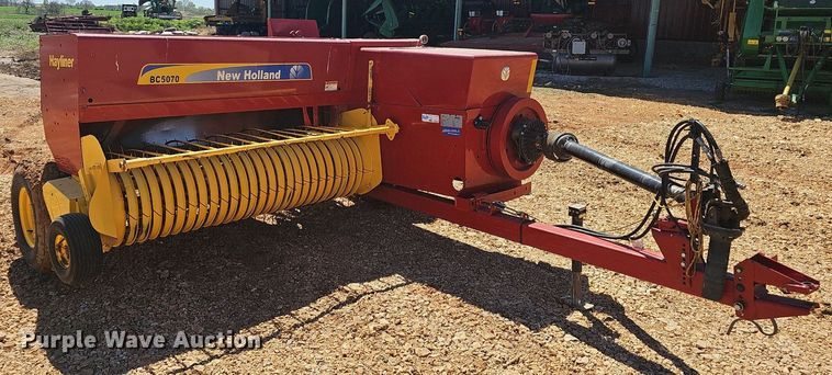 image for item EJ6271 2018 New Holland  BC5070 Hayliner small square baler