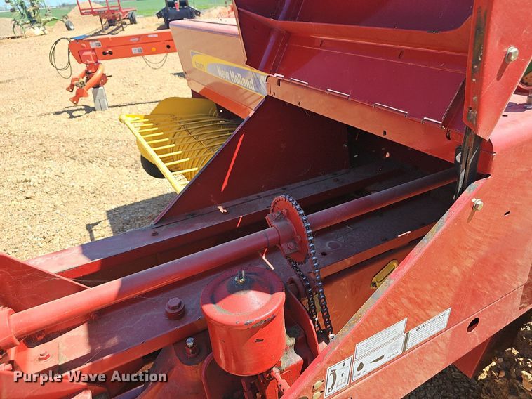 image for item EJ6271 2018 New Holland  BC5070 Hayliner small square baler