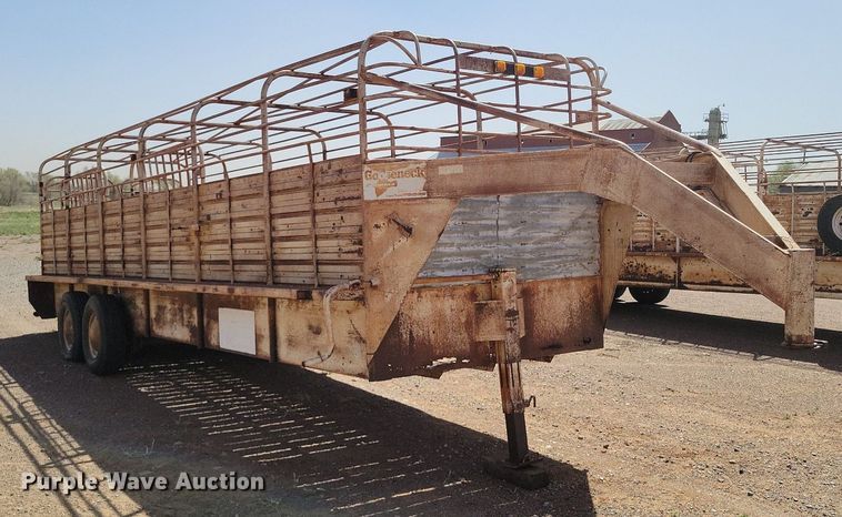 image for item KD9261 1983 Gooseneck  24X6 livestock trailer