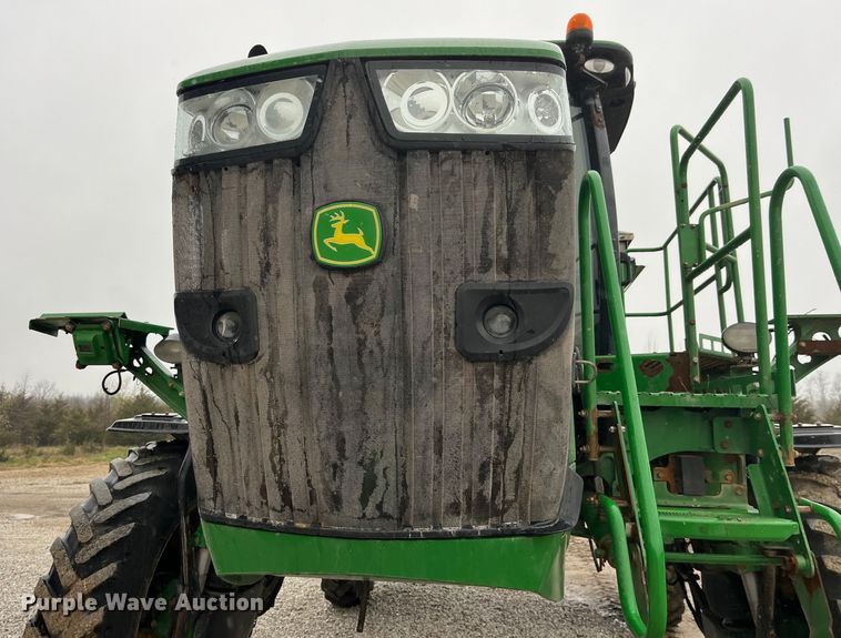 image for item LD9366 2018 John Deere R4038 spreader