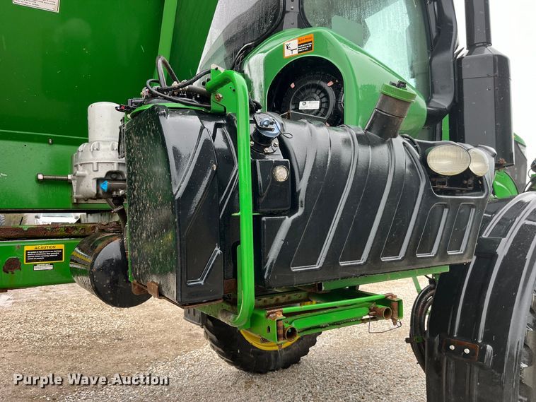 image for item LD9366 2018 John Deere R4038 spreader