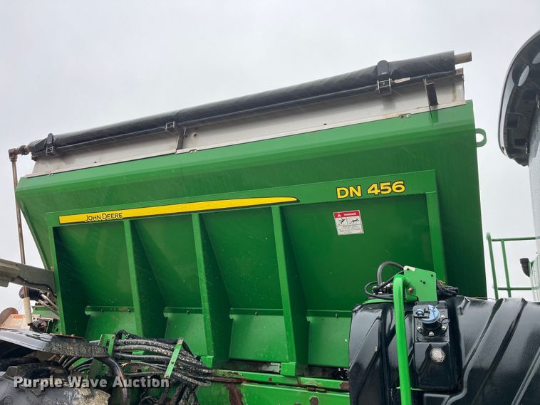 image for item LD9366 2018 John Deere R4038 spreader