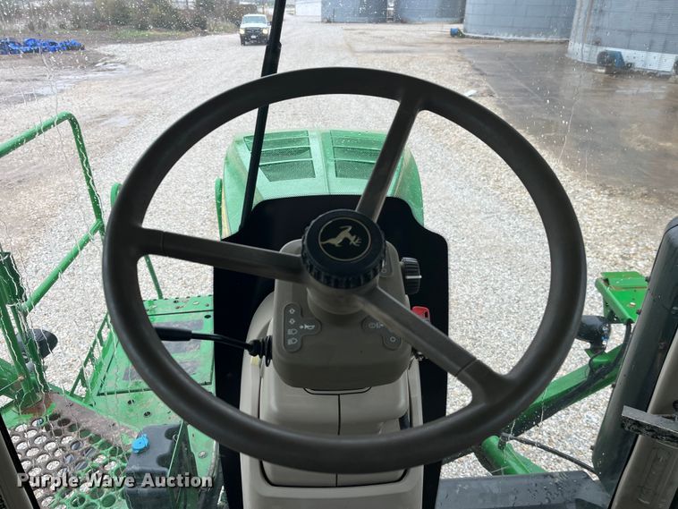 image for item LD9366 2018 John Deere R4038 spreader