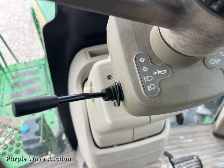 image for item LD9366 2018 John Deere R4038 spreader