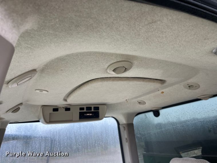 image for item LD9366 2018 John Deere R4038 spreader