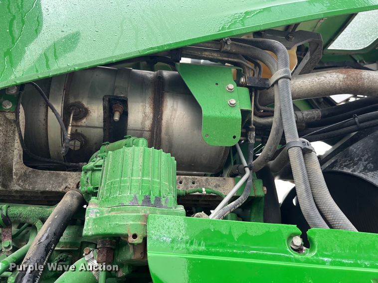 image for item LD9366 2018 John Deere R4038 spreader