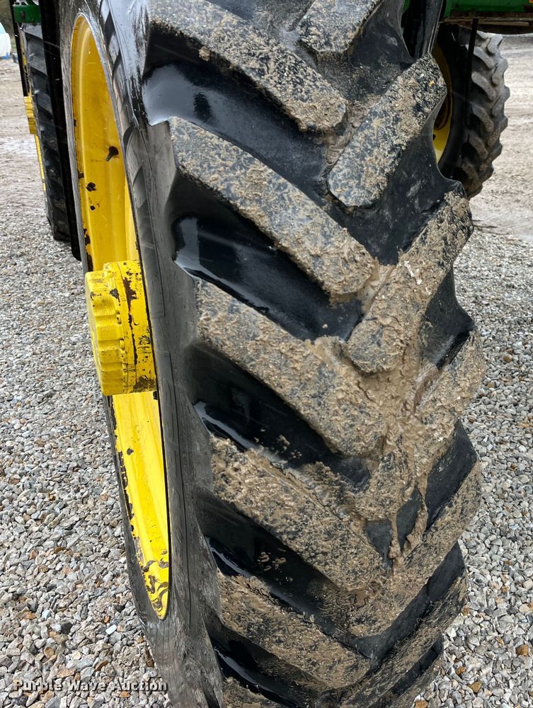 image for item LD9366 2018 John Deere R4038 spreader