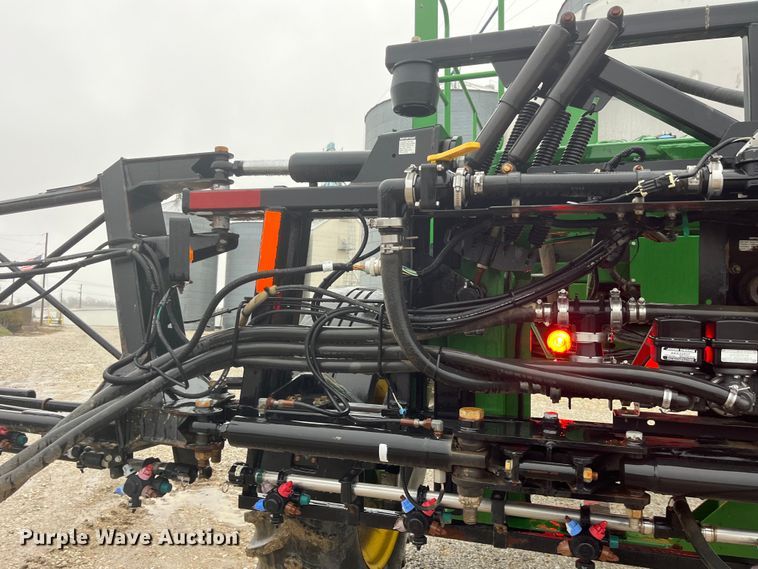 image for item LD9367 2012 John Deere 4730 sprayer