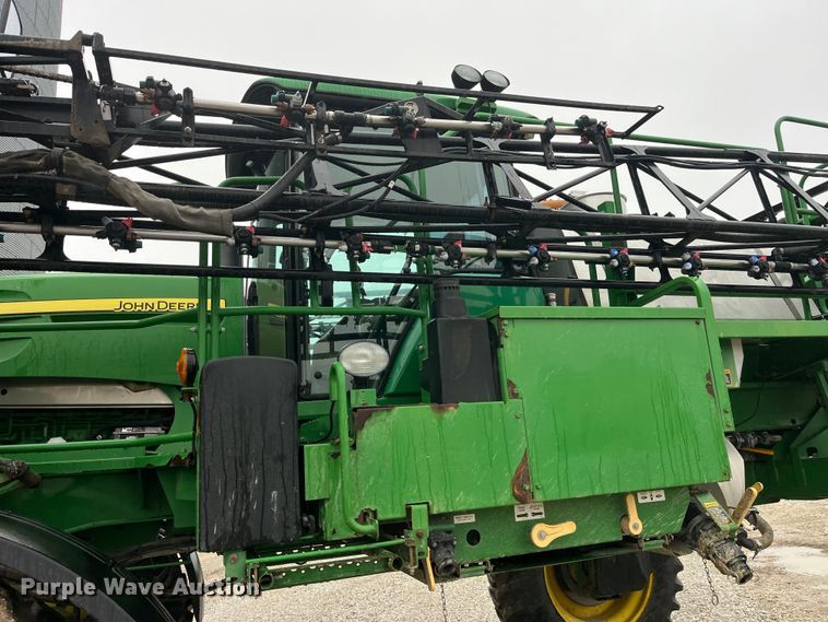 image for item LD9367 2012 John Deere 4730 sprayer