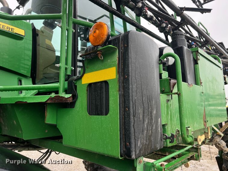 image for item LD9367 2012 John Deere 4730 sprayer