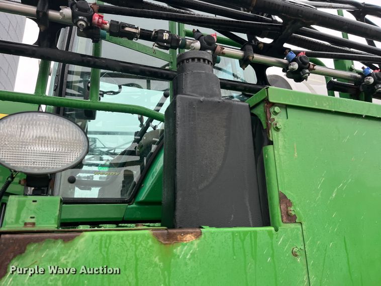 image for item LD9367 2012 John Deere 4730 sprayer