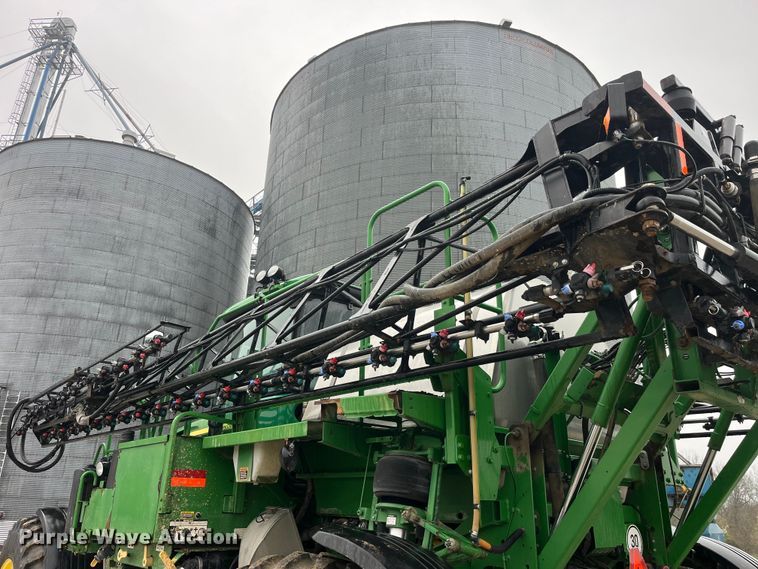 image for item LD9367 2012 John Deere 4730 sprayer