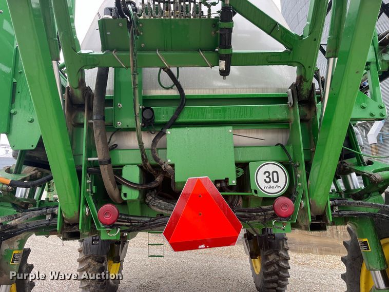 image for item LD9367 2012 John Deere 4730 sprayer