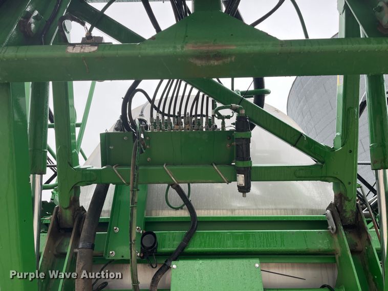 image for item LD9367 2012 John Deere 4730 sprayer