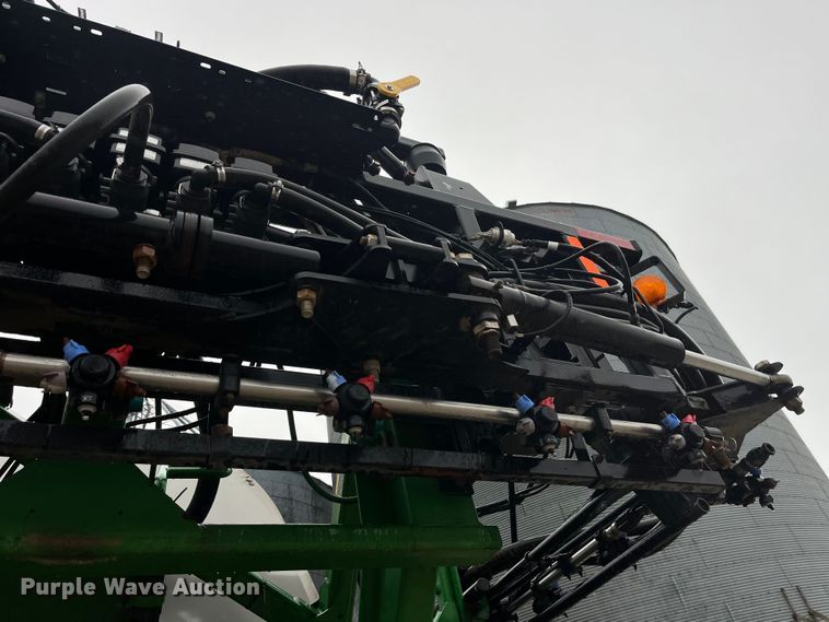 image for item LD9367 2012 John Deere 4730 sprayer