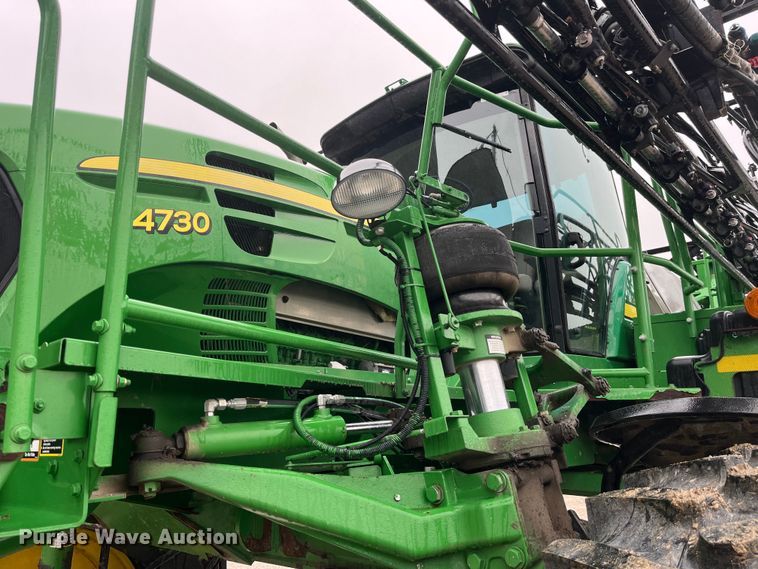 image for item LD9367 2012 John Deere 4730 sprayer