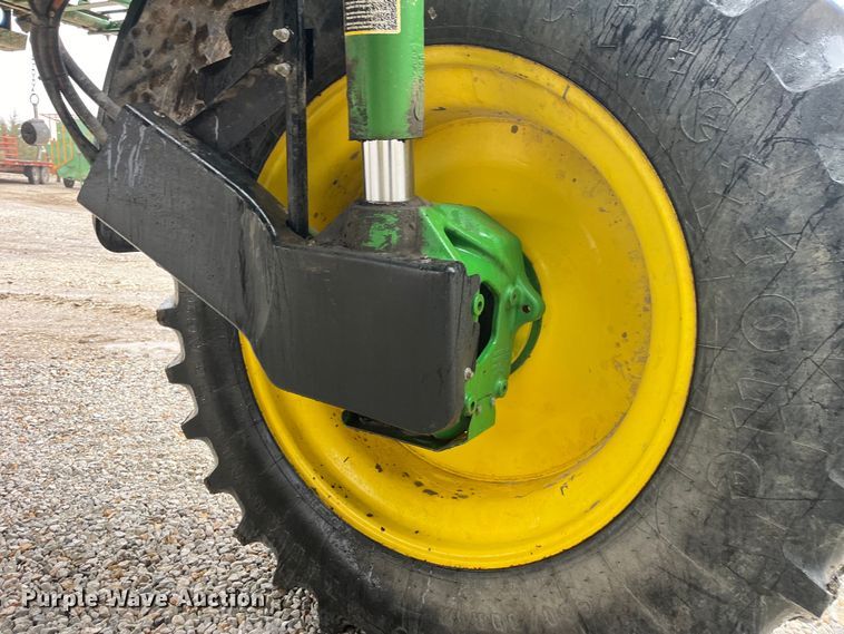 image for item LD9367 2012 John Deere 4730 sprayer