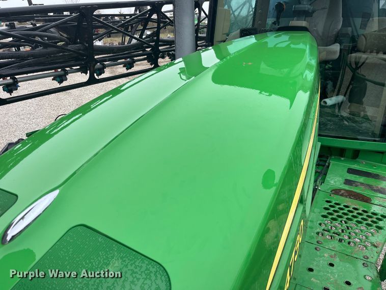 image for item LD9367 2012 John Deere 4730 sprayer