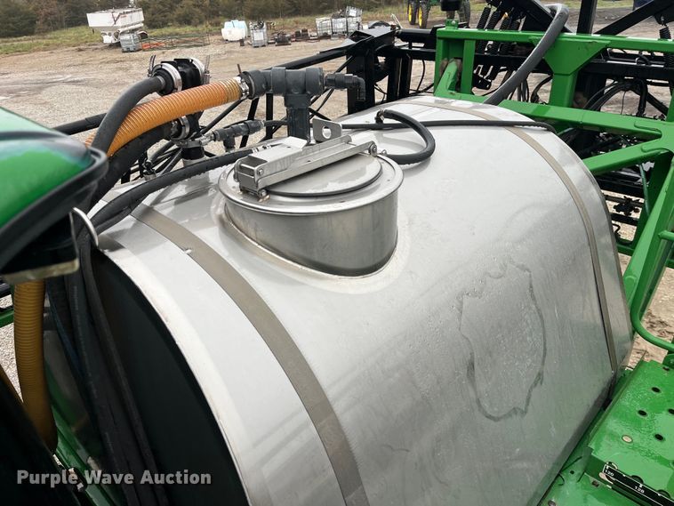 image for item LD9367 2012 John Deere 4730 sprayer