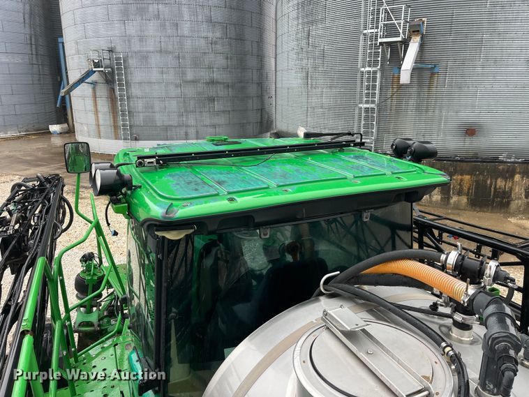 image for item LD9367 2012 John Deere 4730 sprayer