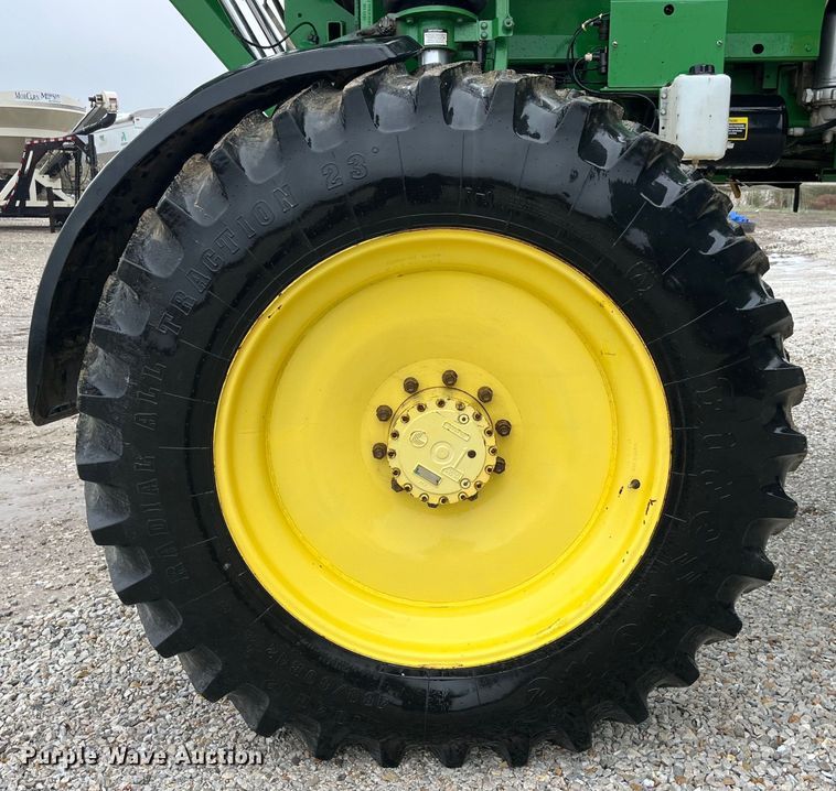 image for item LD9367 2012 John Deere 4730 sprayer