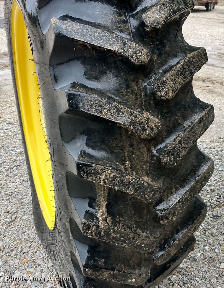 image for item LD9367 2012 John Deere 4730 sprayer