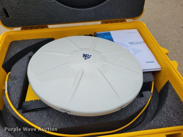 image for item MQ9706 Trimble AG GPS 542 base station receiver