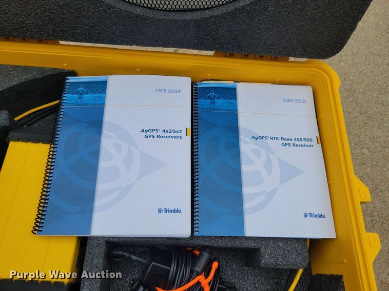 image for item MQ9706 Trimble AG GPS 542 base station receiver